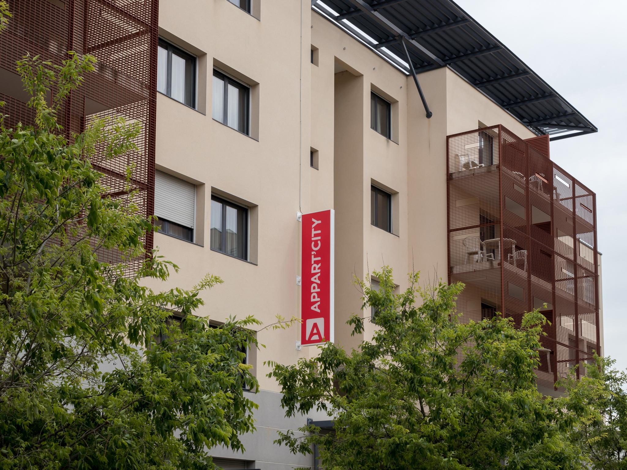 Appart'City Classic Montélimar Exterior photo